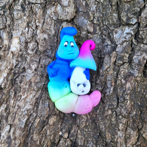🍄🐛Alice in Wonderland 🦋Caterpillar 💞💙 Pin - Picture 1 of 6